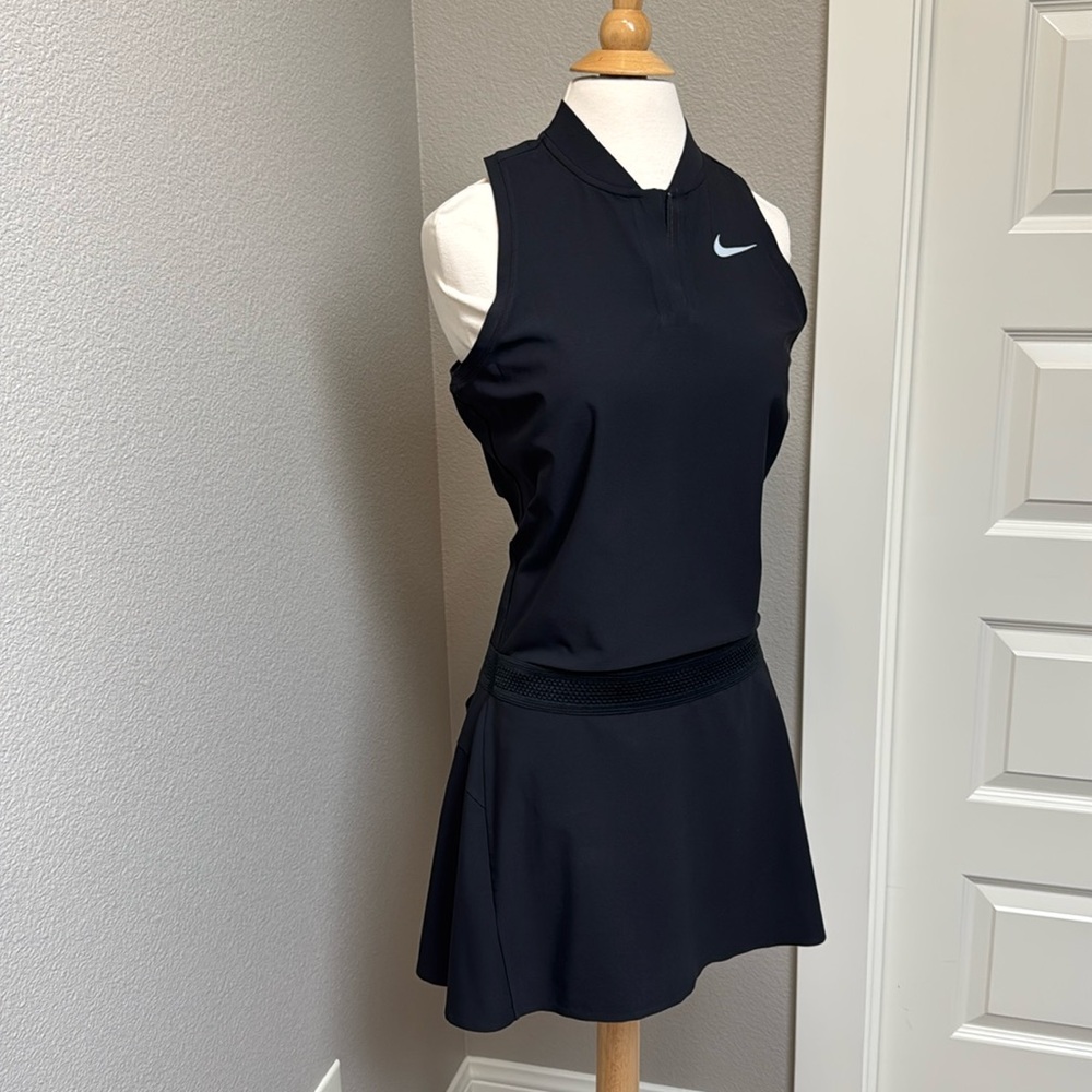 Nike Golf women’s drive fit black dress small NWOT tennis pickleball running